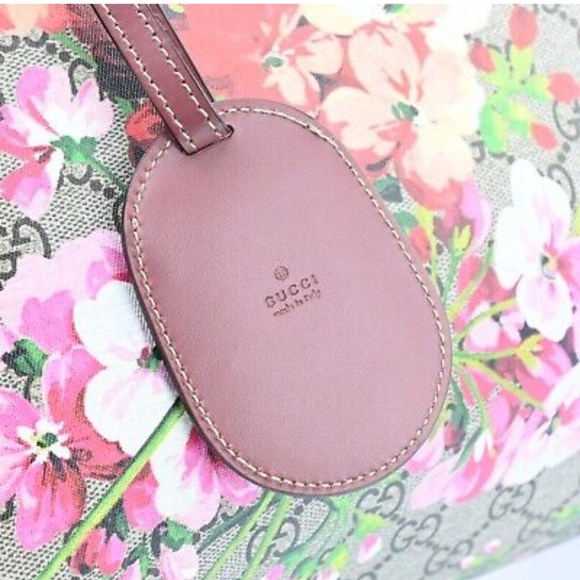 Gucci Luxury Bag STUNNING!! ๐งก๐๐ฉท๐๐๐ - Picture 11 of 12